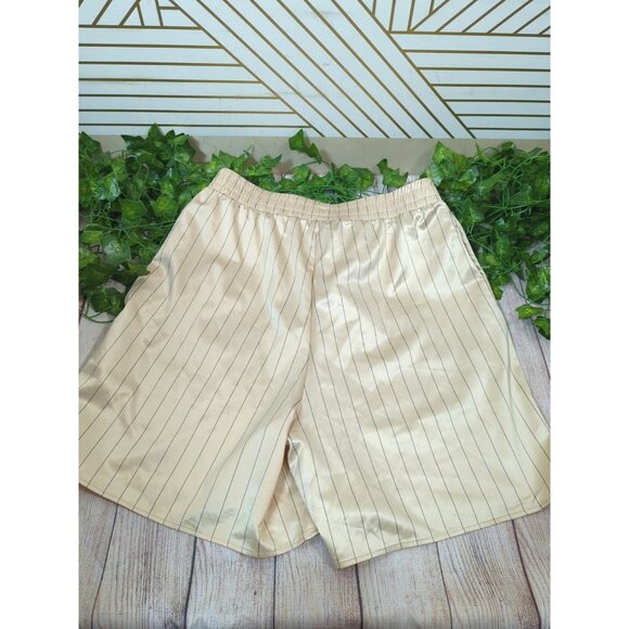 ZARA Women's Satin Effect Gold Striped Shorts Boxer Satin Size Medium - Picture 5 of 6